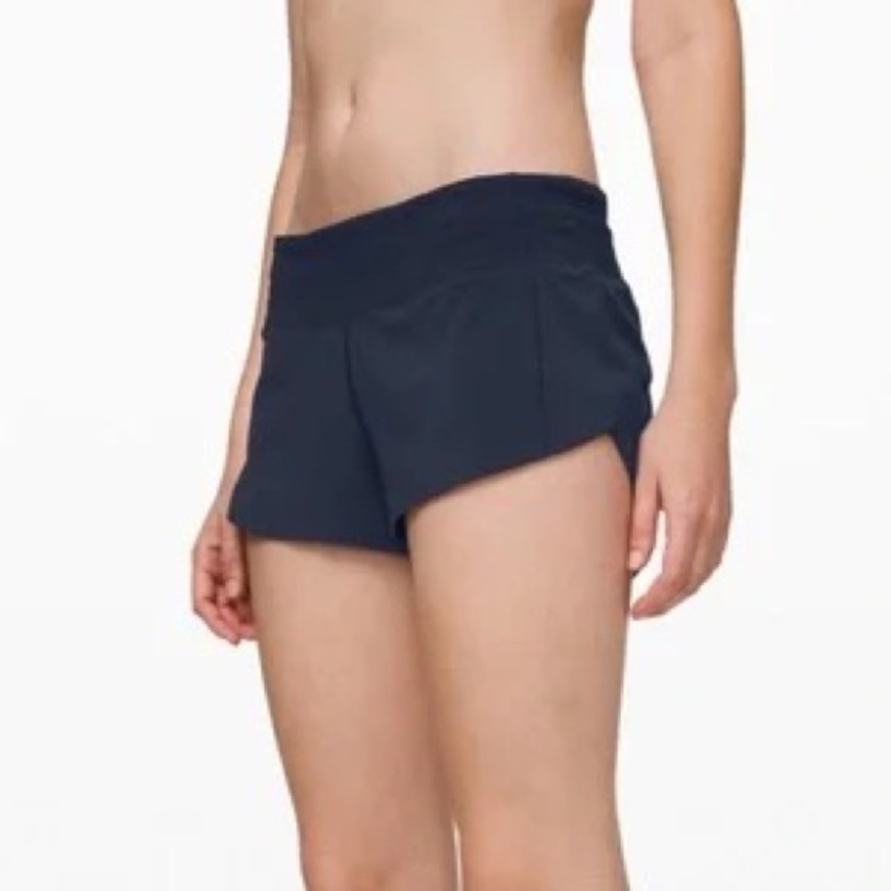 LULULEMON SPEED UP LINED SHORTS 2.5 INSEAM NORMAL RISE size: 0